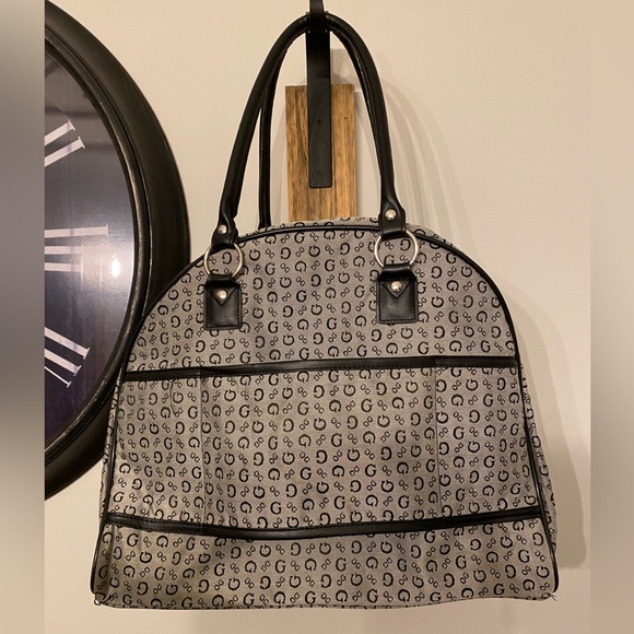 Guess | traveling shoulder bag - Picture 2 of 9